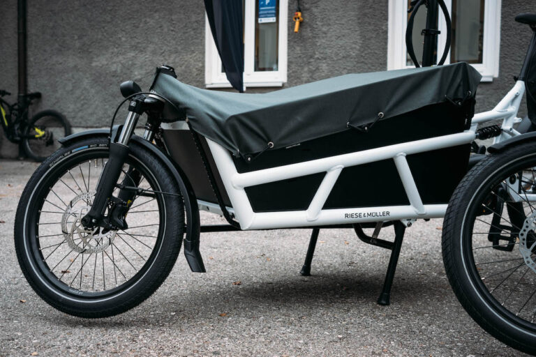 Der vollgefederte Luxus-Liner unter den Cargo-Bikes