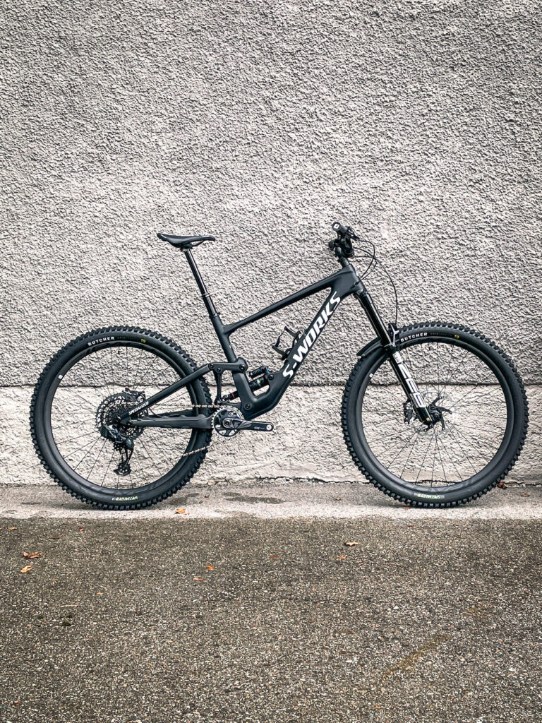 Klassisches S-Works - schwarzweiß