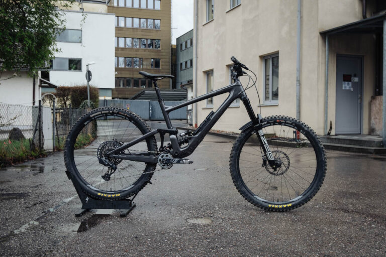 Specialized Enduro in Größe S5