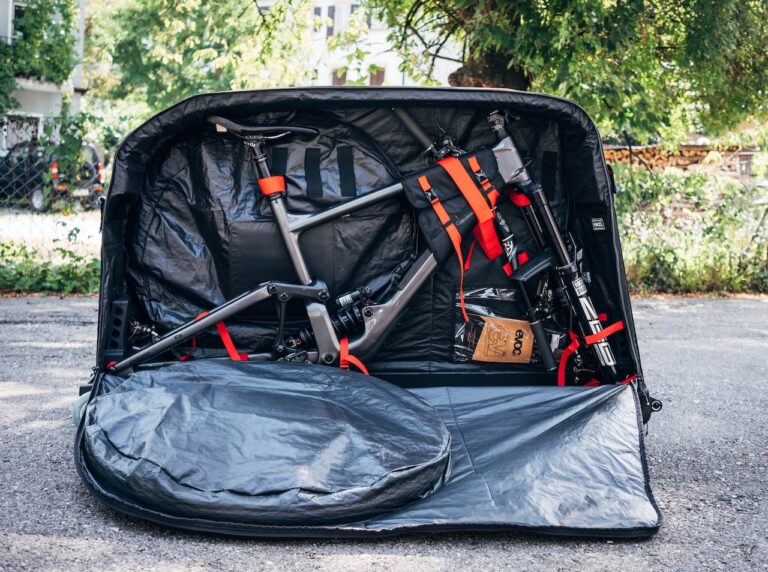 1.305mm Radstand haben mindestens Platz
