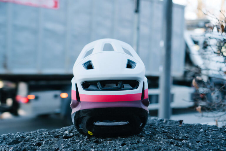 Specialized Gambit, Lightweight Fullface-Helm, €290,-