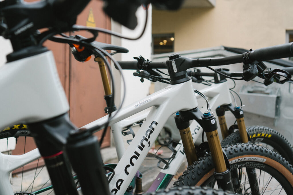 Lee Cougan Crossfire Trail, jetzt im RADsyndikat testen