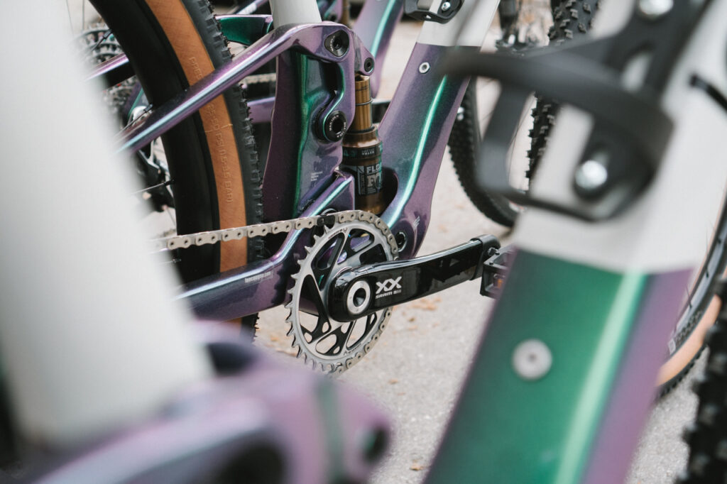Lee Cougan Crossfire Trail Team Eagle mit SRAM XX SL Transmission
