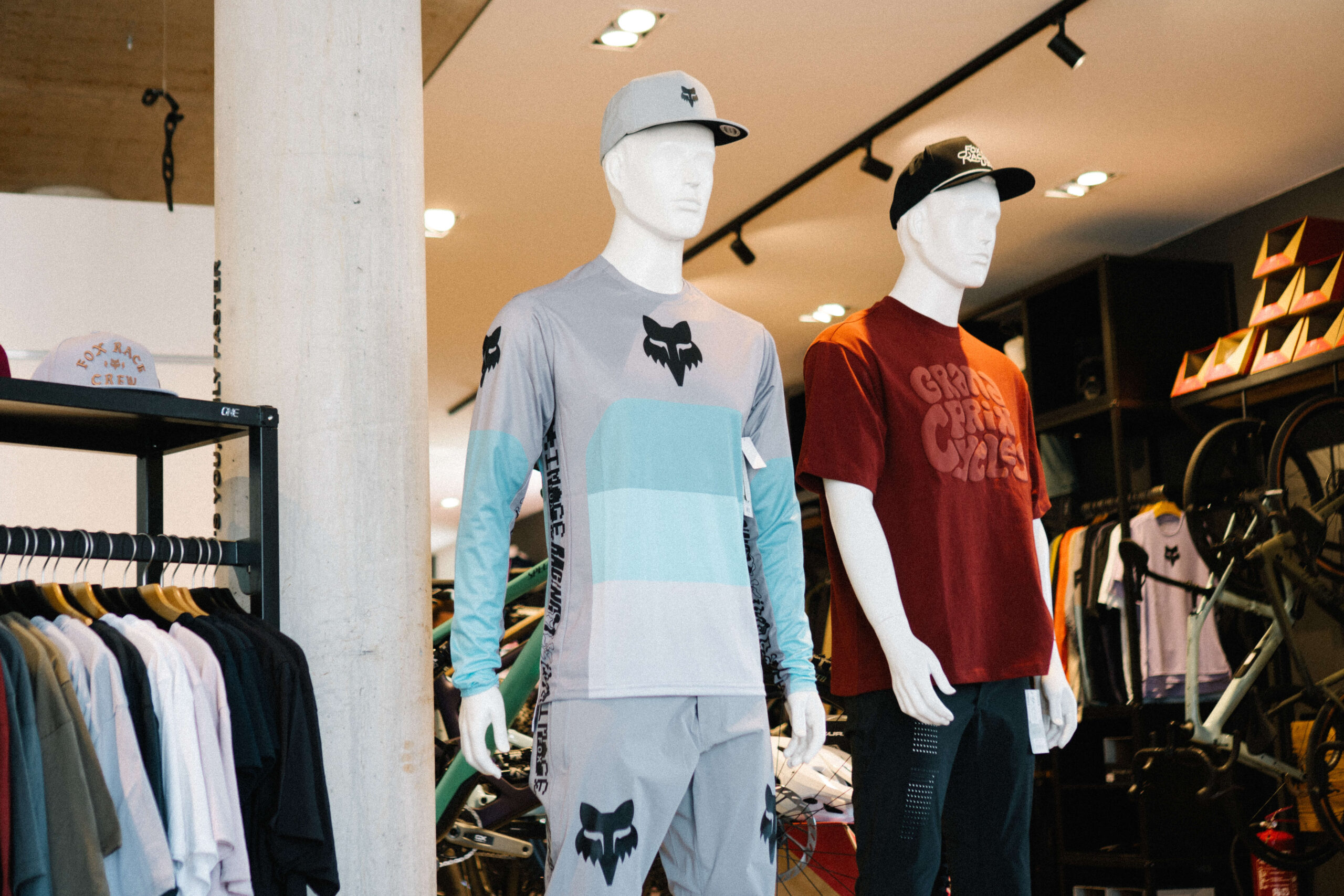 Fox Apparel Sommer 2025: Neu im RADsyndikat